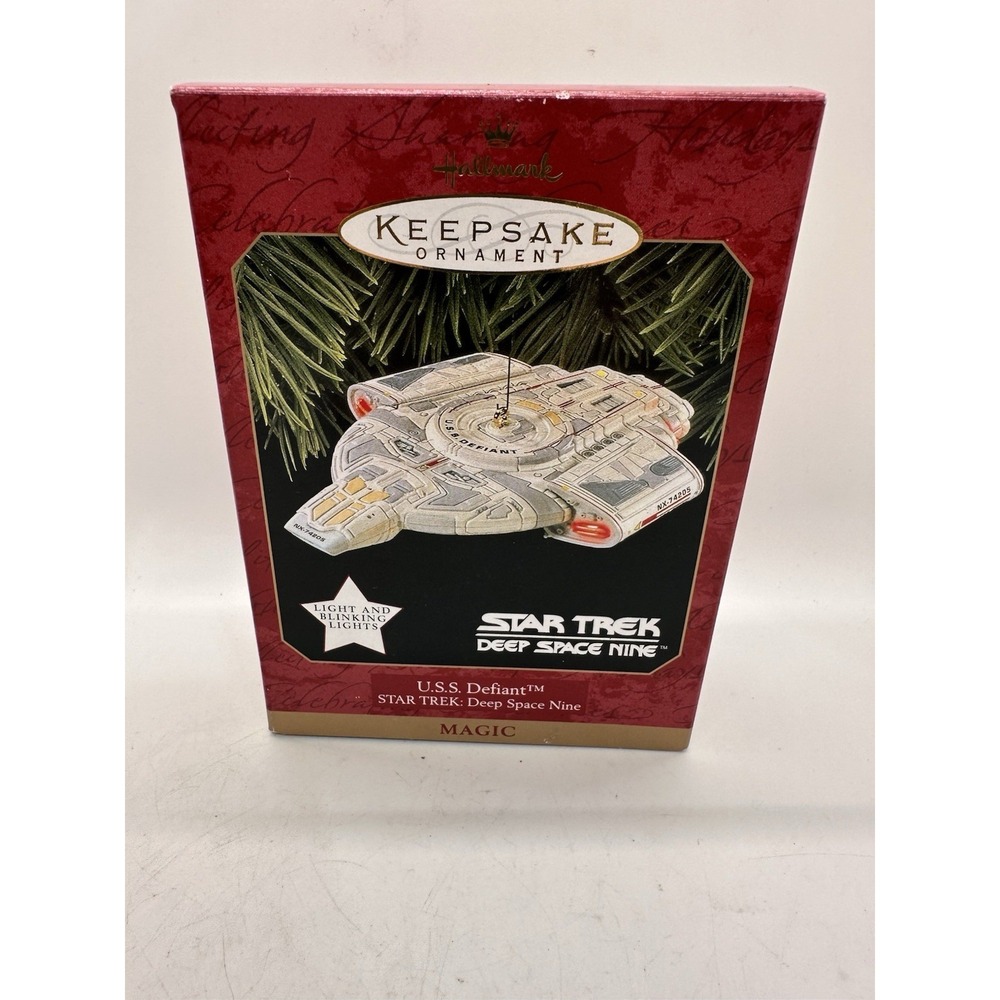 1997 Hallmark Star Trek USS Defiant Ornament Magic Light Blinking NIB